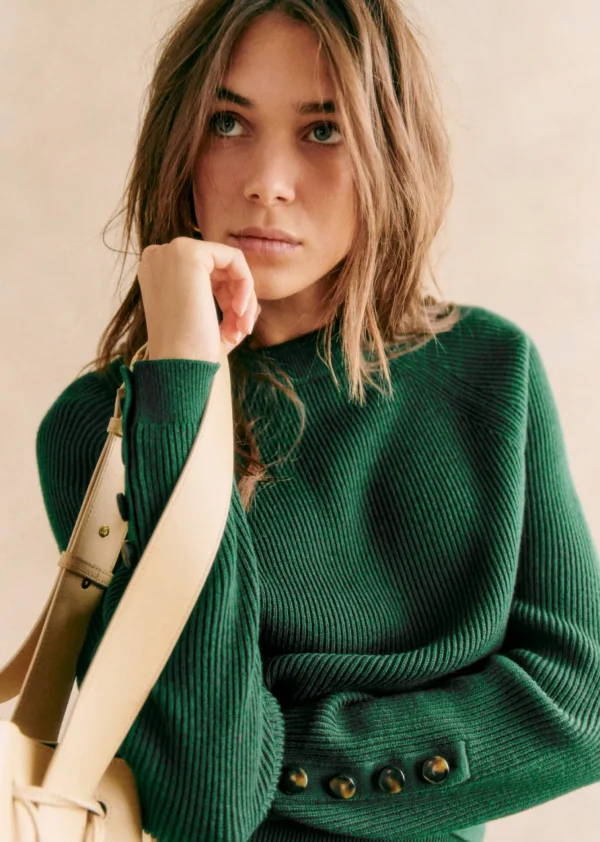 Pull Sami-Sezane Online