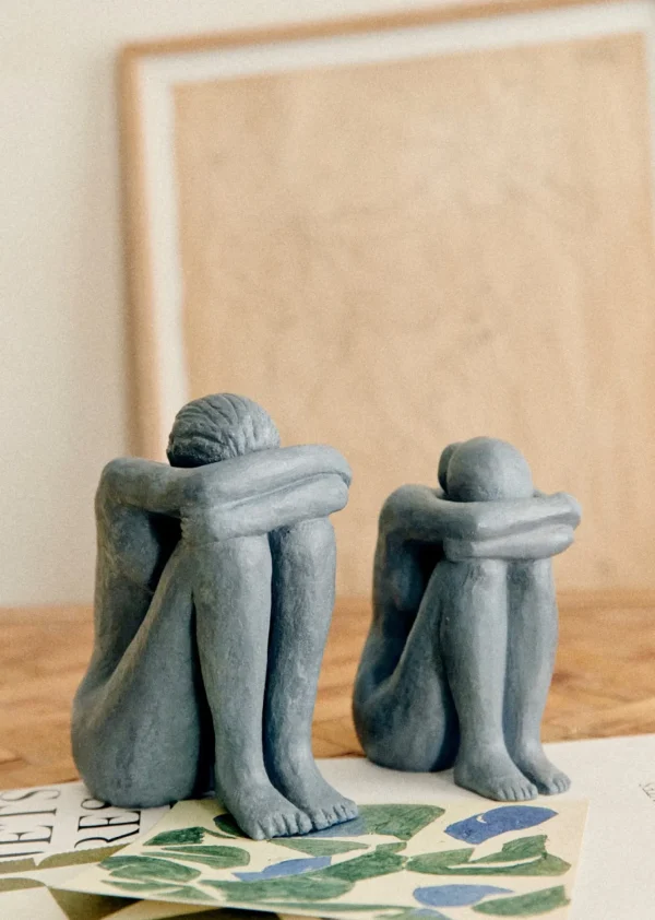 Sculpture Guénolée Courcoux - Femme Assise Grand Modèle-Sezane Shop