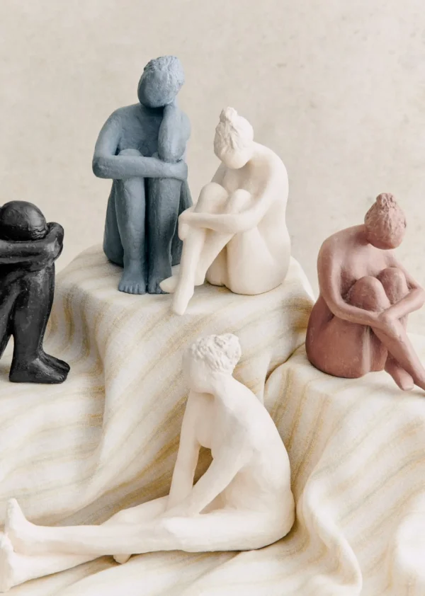 Sculpture Guénolée Courcoux - Femme Dans Ses Pensées Grand Modèle-Sezane Fashion