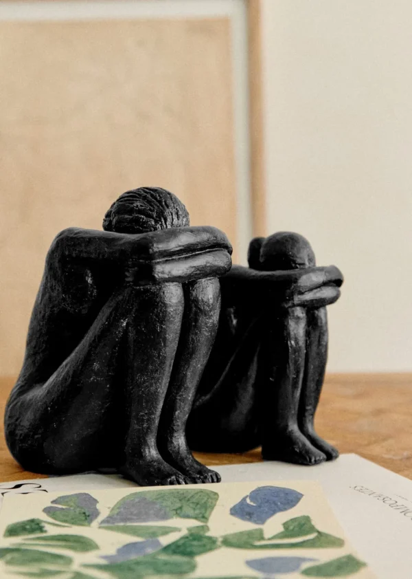 Sculpture Guénolée Courcoux - Femme Assise Grand Modèle-Sezane Shop